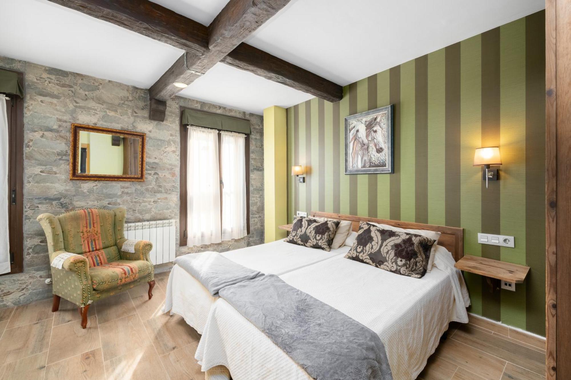 Cimavilla Rooms Gijon Exterior photo