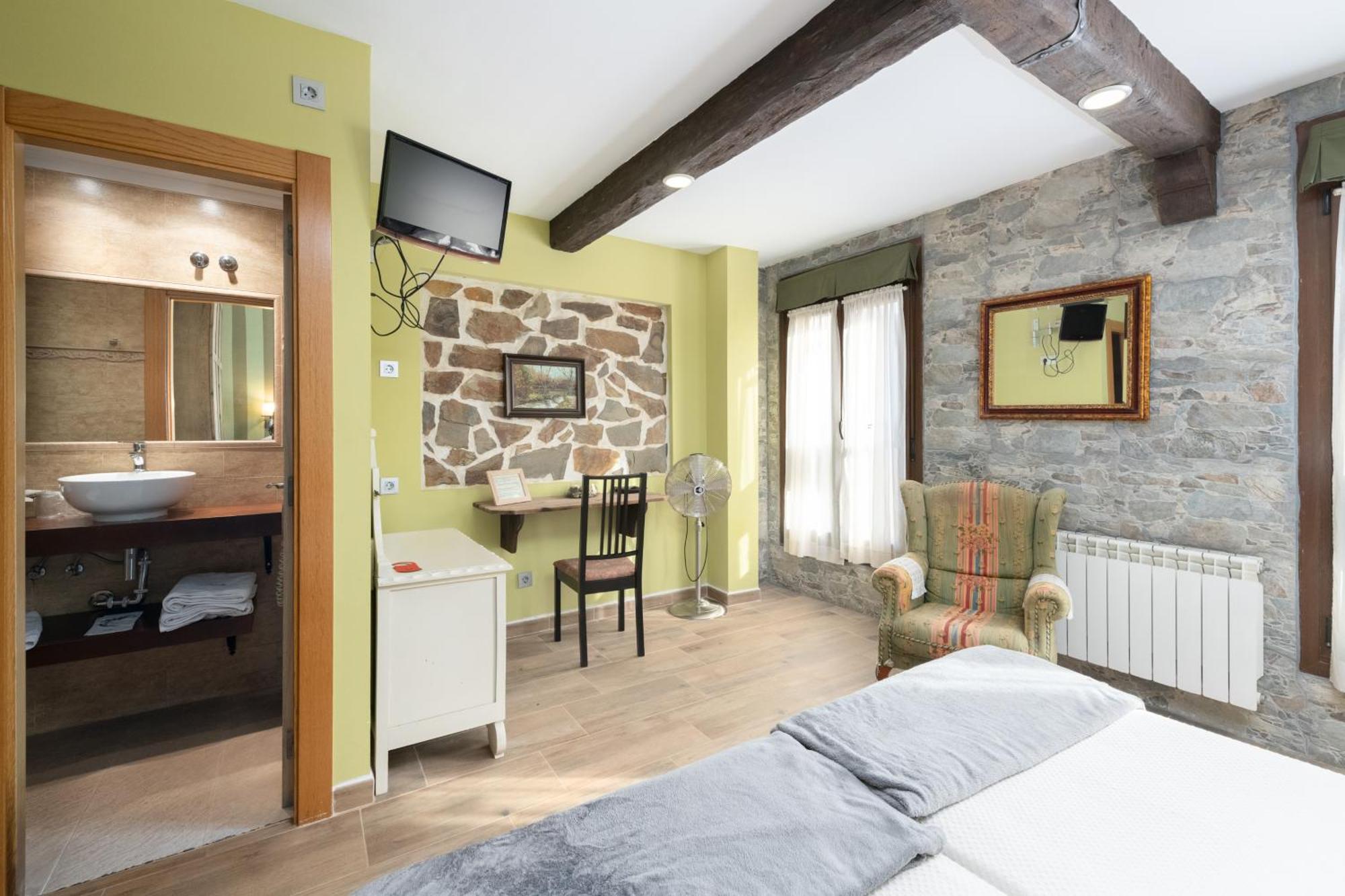 Cimavilla Rooms Gijon Exterior photo